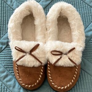RockDove Trapper Moc Memory Foam Slippers